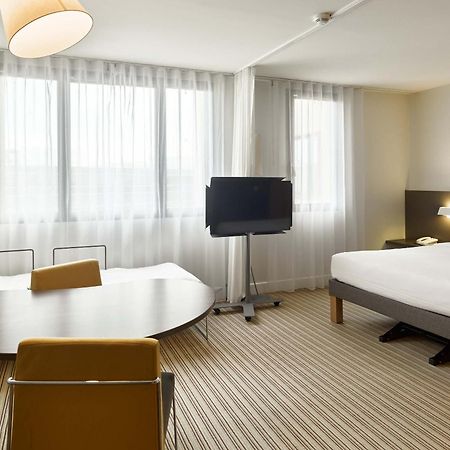 B&B Hotel Velizy Est Екстер'єр фото