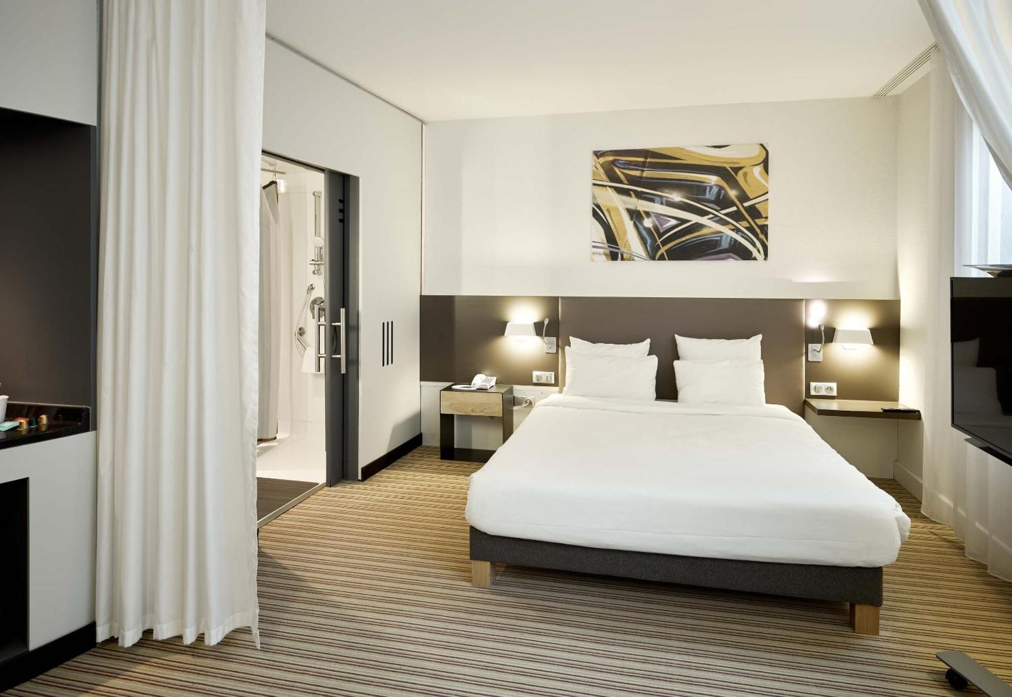 B&B Hotel Velizy Est Екстер'єр фото